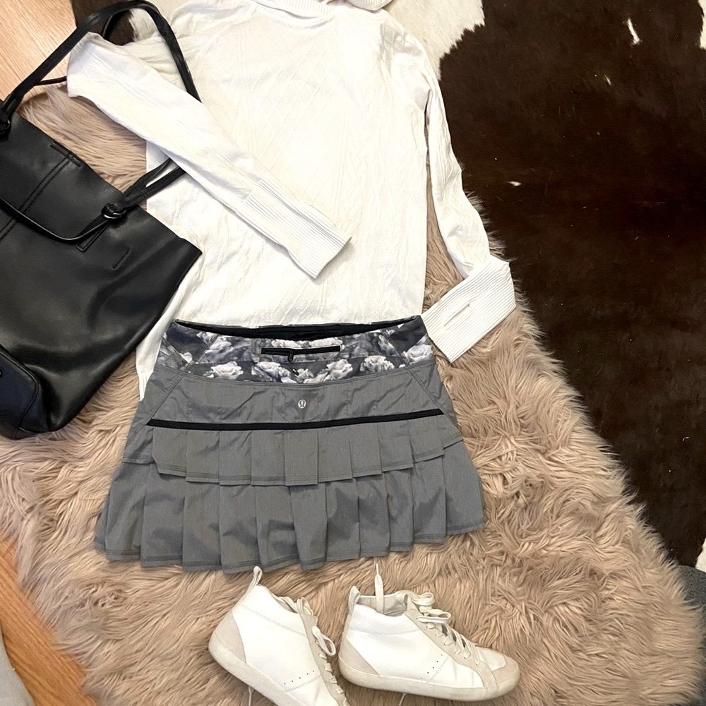 Lululemon pace setter skirt